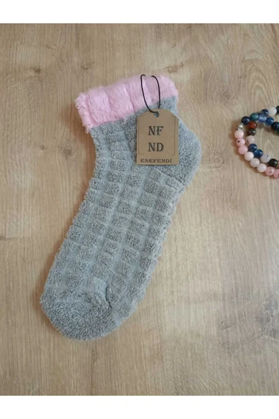 TAY TÜYÜ HAVLU  PATİK KABARTMALI KOKULU SICAK YILBAŞI YUMUŞAK SÜSLÜ GRİ ÇORAP 36-40 ürün görseli