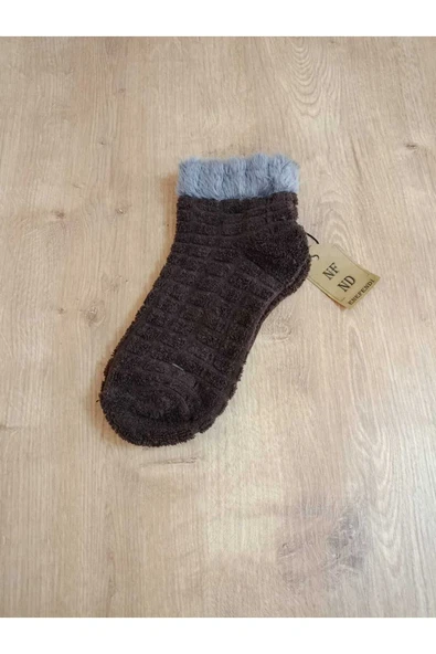 TAY TÜYÜ HAVLU PATİK ÇORAP KABARTMALI KOKULU SICAK YILBAŞI YUMUŞAK SÜSLÜ KAHVE ÇORAP 36-40 ürün görseli 1