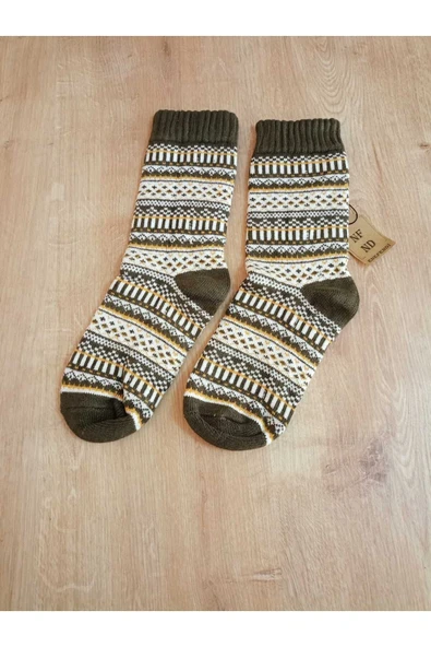 HAVLULU KIŞLIK YUMUŞAK SICAK YILBAŞI MOTİF DESENLİ ETNİK KADIN ÇORABI PAMUKLU HAKİ BEYAZ ÇORAP ürün görseli 1