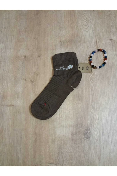 TAŞLI LOVE ÇİÇEK DESENLİ KOKULU LİKRALI KISAKONÇ ÇORAP DİKİŞSİZ PAMUKLU KAHVERENGİ KADIN ÇORABI 3640 ürün görseli 1