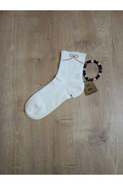 KURDELE TAŞLI LASTİKSİZ KOKULU LİKRALI KISAKONÇ  ÇORAP DİKİŞSİZ PAMUKLU EKRU KADIN ÇORABI 36-40 ürün görseli 1