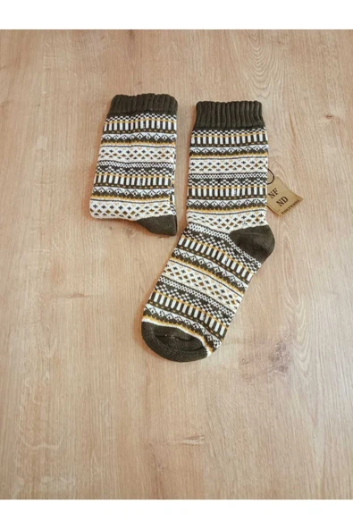 HAVLULU KIŞLIK YUMUŞAK SICAK YILBAŞI MOTİF DESENLİ ETNİK KADIN ÇORABI PAMUKLU HAKİ BEYAZ ÇORAP - Resim 6