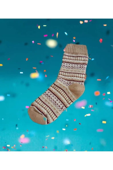 HAVLULU KIŞLIK YUMUŞAK SICAK YILBAŞI MOTİF DESENLİ ETNİK KADIN ÇORABI PAMUKLU SÜTLÜKAHVE BEYAZ ÇORAP ürün görseli 1