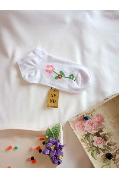 3 ÇİFT DİKİŞSİZ ÇORAP PATİK PAMUKLU KISA KONÇ KADIN ÇORABI 36-40 YEŞİL BEYAZ PEMBE ÇİÇEKLİ - Resim 5