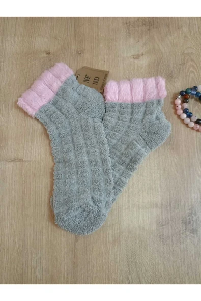 TAY TÜYÜ HAVLU  PATİK KABARTMALI KOKULU SICAK YILBAŞI YUMUŞAK SÜSLÜ GRİ ÇORAP 36-40 - Resim 2