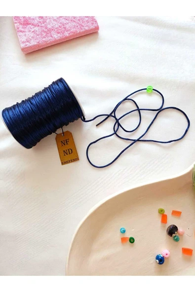 4 METRE FLOŞ İP SIÇAN KUYRUĞU KALINLIĞI 2mm LACİVERT BİLEKLİK TAKI HEDİYELİK İPİ VE 10 LOVE BONCUK - Resim 5