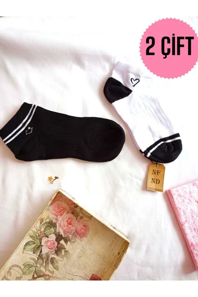 2 ÇİFT BURUN DİKİŞSİZ PAMUKLU ÇORAP KISA KONÇ DESENLİ KADIN PATİK ÇORABI 36-40 SİYAH BEYAZ ürün görseli 1