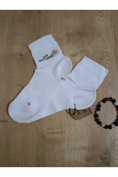 TAŞLI LOVE ÇİÇEK DESENLİ KOKULU LİKRALI KISAKONÇ ÇORAP DİKİŞSİZ PAMUKLU KADIN BEYAZ ÇORABI 36-40 - Resim 2