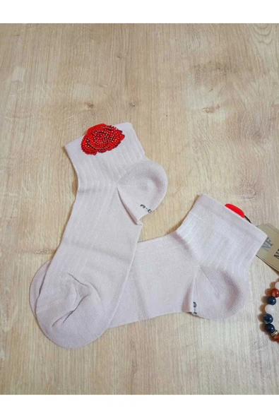 GÜLTAŞLI KOKULU  LİKRALI KISAKONÇ ÇORAP BURUN DİKİŞSİZ PAMUKLU GÜLKRUSU KADIN ÇORABI 36-40 ürün görseli 1