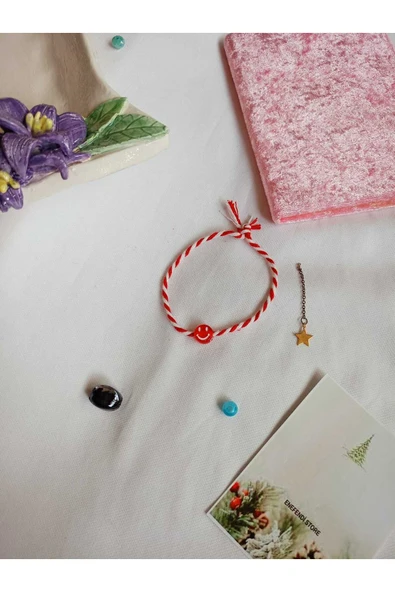 KIRMIZI BONCUKLU MARTENİÇKA BİLEKLİK ŞANS ARKADAŞ SEVGİLİ EŞ ÇOCUK HEDİYE BAHAR BİLEKLİĞİ KARTLI - Resim 4