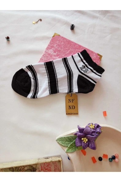 2 ÇİFT PATİK ÇORAP DİKİŞSİZ BURUN PAMUKLU KISA KONÇ DESENLİ KADIN ÇORABI 36-40 SİYAH BEYAZ - Resim 2