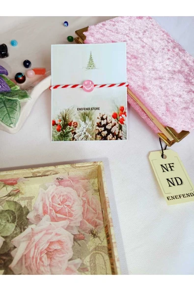 UÇUK PEMBE BONCUKLU MARTENİÇKA BİLEKLİK ŞANS ARKADAŞ SEVGİLİ EŞ ÇOCUK HEDİYE BAHAR BİLEKLİĞİ KARTLI - Resim 2