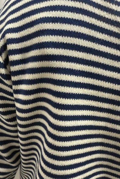 Hipatu İnce Çizgili Altın Düğme Hırka (1780) - Resim 5