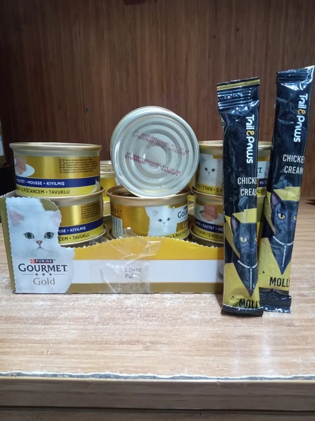 GOURMET GOLD KIYILMIŞ KEDİ KONSERVE TAVUKLU 5 ADET+5 ADET ŞEKERSİZ TAVUKLU KEDİ ÖDÜL KREMA ürün görseli 1
