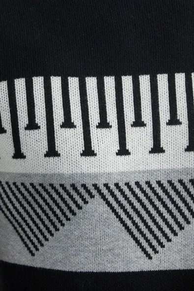 Çift Renk Motifli Triko Kazak - Siyah - Resim 4