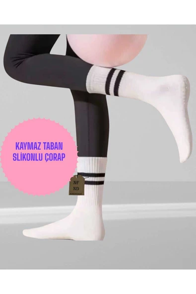 2 ÇİFT YOGA PİLATES ÇORABI KADIN KAYMAZ SİLİKON TABAN PAMUKLU SOKET TENİS ÇORAP HAVLULU SİYAH BEYAZ. - Resim 4