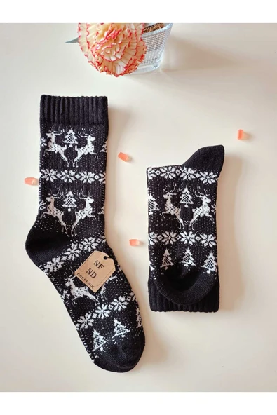 BAMBU TERMAL YIKAMALI SOKET YILBAŞI KADİFEMSİ YUMUŞAK DESENLİ ETNİK ÇORAP  ÇORABI SİYAH-BEYAZ ürün görseli