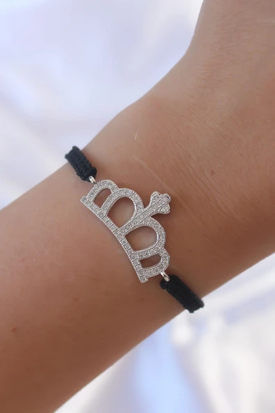 Gümüş Renk Zirkon Taşlı Taç Figür Makrome Bileklik ürün görseli 1