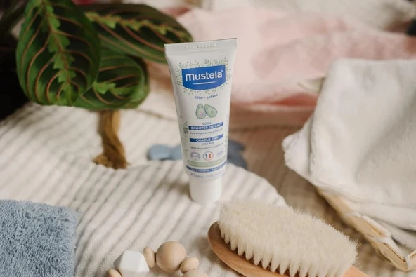 Mustela Yenidoğan Köpük Şampuanı 150 ml - Resim 3