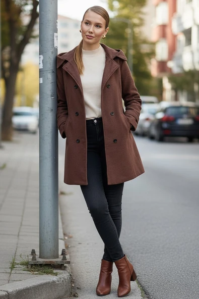 Yaka Detaylı Büyük Düğmeli Kaşe Kahverengi Kaban - Resim 2