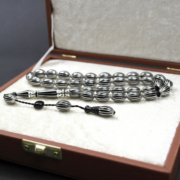 Beyzi Kesim 16'lı Nakkaş İmame Oltu Taşı Tespih ürün görseli 1