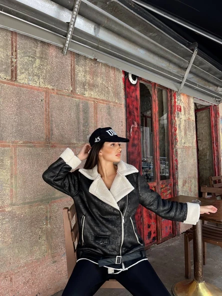 CHANEL DERİ SÜET KRAŞLI İÇİ PELUŞLU KAPLAMA KABAN ürün görseli