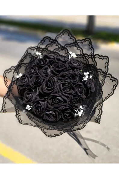 HER GÜL KIRMIZI AÇMAZ BAZI AŞKLAR GECEYE YAKIŞIR Kadife 21 Gül Buketi - Resim 6