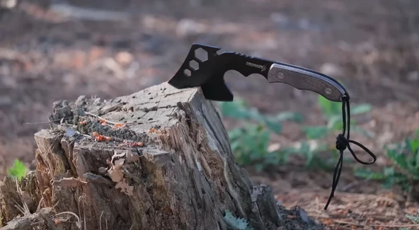 Proware Çok Fonksiyonlu Kampçı Baltası ürün görseli 1