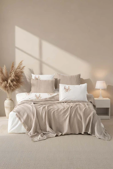 Arya Vizon Nakışlı Çift Kişilik %100 Pamuklu Nevresimli Pike Seti - 7 Parça Çeyiz Seti ürün görseli 1