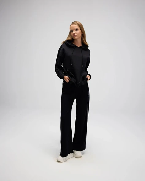 Ellesse EF526-BK Kadın Siyah Kapüşonlu Sweat ürün görseli