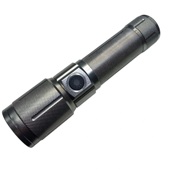 Gold Police Gp-215 Pro Şarjlı El Feneri Pm10 Led Mıklatıslı ürün görseli 1