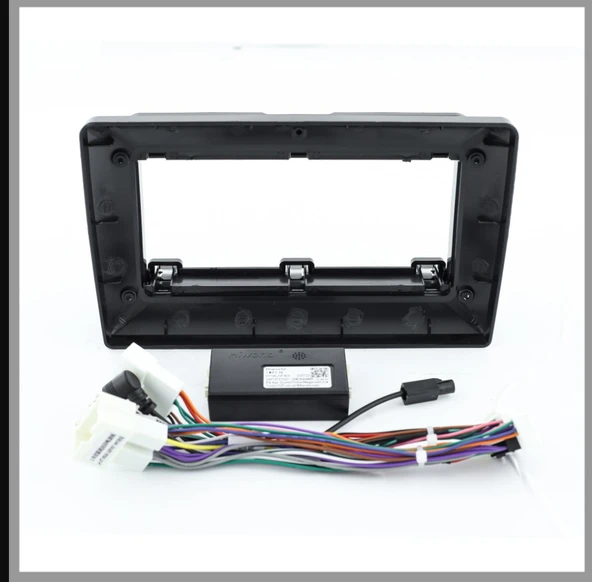 Renault ÜNİVERSAL/DUSTER 2010+/LOGAN/CAPTUR / SYMBOL 2013+/ SANDERO 2012+ UYUMLU 9 INC ÇERÇEVE-SOKET-CANBUS ürün görseli 1