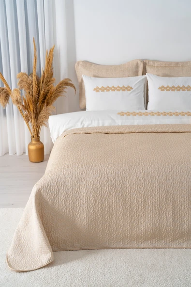 Parla Cappuccino Nakışlı Çift Kişilik Nevresimli Pike Seti - 8 Parça Çeyiz Seti - Resim 2