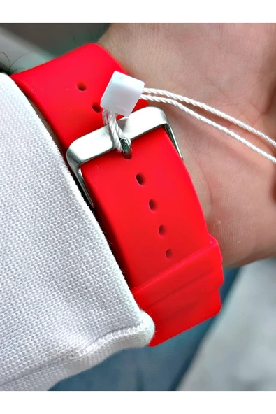 Cockpit Silikon Kordon 5 ATM Su Geçirmez Alarmlı Işıklı Kronometreli Dijital Erkek Kol Saati - Resim 3