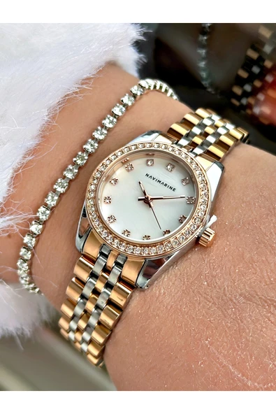 Navimarine Altın Renk Çelik Kordon Kadın Kol Saati + Bileklik Hediyeli ürün görseli 1