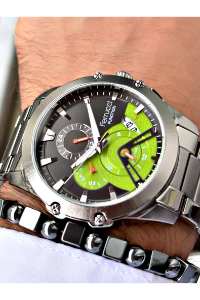 Ferrucci Füme Renk Spor Fonksiyonlu  Çelik Kordon Erkek Kol Saati + BİLEKLİK ürün görseli 1