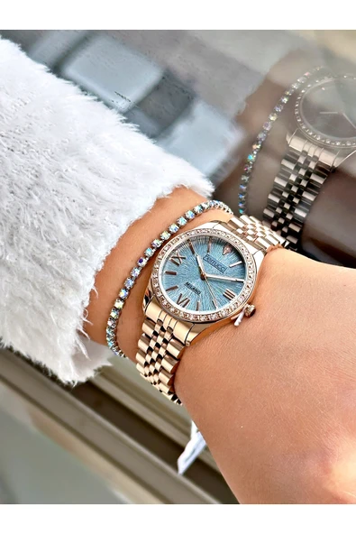 Ferrucci Rose Gold Renk Roma Rakamlı Simli Model Şık Dizayn Kadın Kol Saati + BİLEKLİK - Resim 2