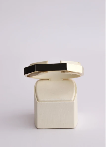 Kelepçe 09 ürün görseli