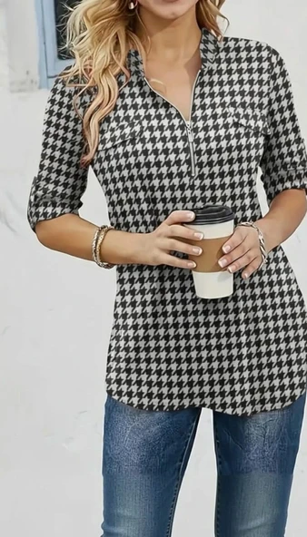 MDB Kadın Uzun Kollu Hakim Yaka Yakadan Fermuarlı Geometrik Desenli Süprem Bluz ürün görseli 1