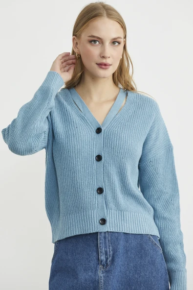 Yaka Detaylı Düğmeli Triko Hırka - Açık Mavi ürün görseli 1
