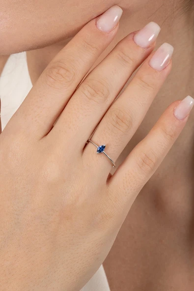 925 ayar gümüş yüzük rodyumlu markiz kesim lacivert ayarlamalı yüzük SGTL13127LACIVERT ürün görseli