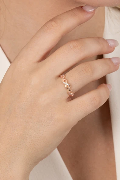 925 ayar gümüş yüzük rose zirkon taşlı sonsuzluk modeli ayarlamalı yüzük SGTL13131ROSE ürün görseli