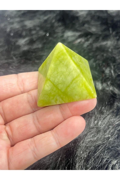 gemsartdeco Yeşim Doğaltaş Piramit ürün görseli