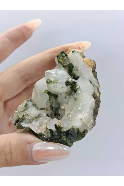 gemsartdeco Koleksiyonluk Epidotlu Kuvars - Resim 3