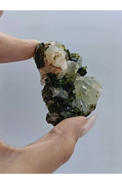 gemsartdeco Koleksiyonluk Epidotlu Kuvars Doğaltaş - Resim 2