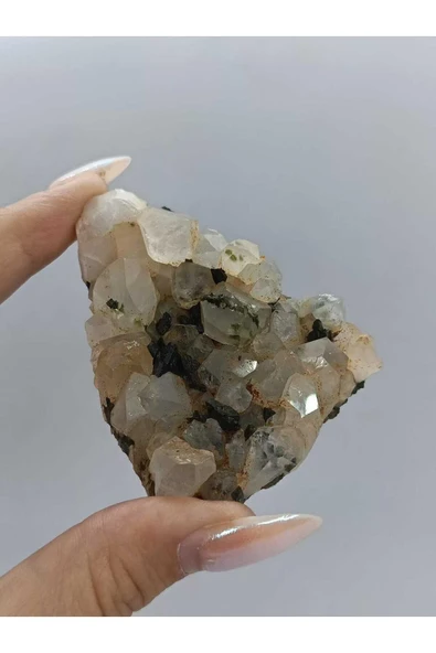 gemsartdeco Koleksiyonluk Epidotlu Kuvars Doğaltaş ürün görseli