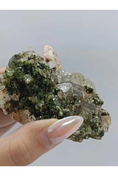 gemsartdeco Koleksiyonluk Epidotlu Yeşil Kuvars - Resim 4