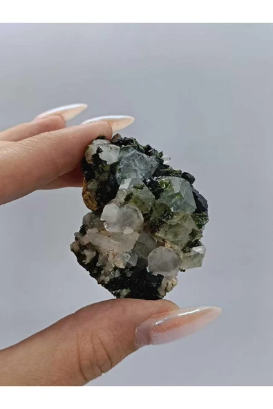 gemsartdeco Koleksiyonluk Epidotlu Kuvars - Resim 2