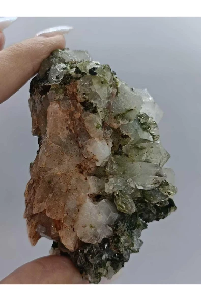 gemsartdeco Koleksiyonluk Epidotlu Kuvars Doğaltaş - Resim 3