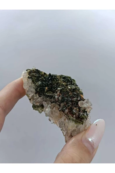 gemsartdeco Koleksiyonluk Epidotlu Kuvars Doğaltaş - Resim 4